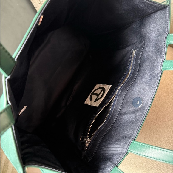 Telfar Medium Shopping Bag Dark Olive - Picture 5 of 10